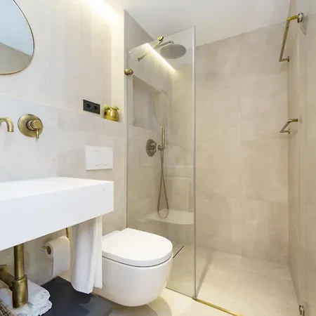Cisneros By United Renters Lejlighed